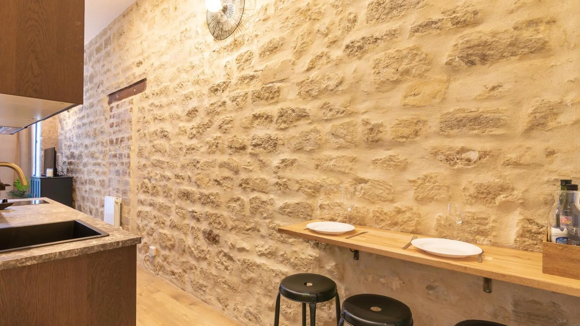 Cozy Apartment In Heart Of Montmartre Paříž